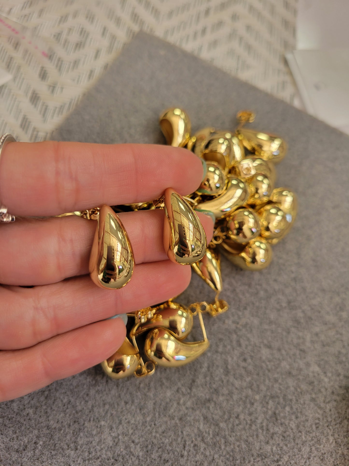 Arete Lágrima torcida