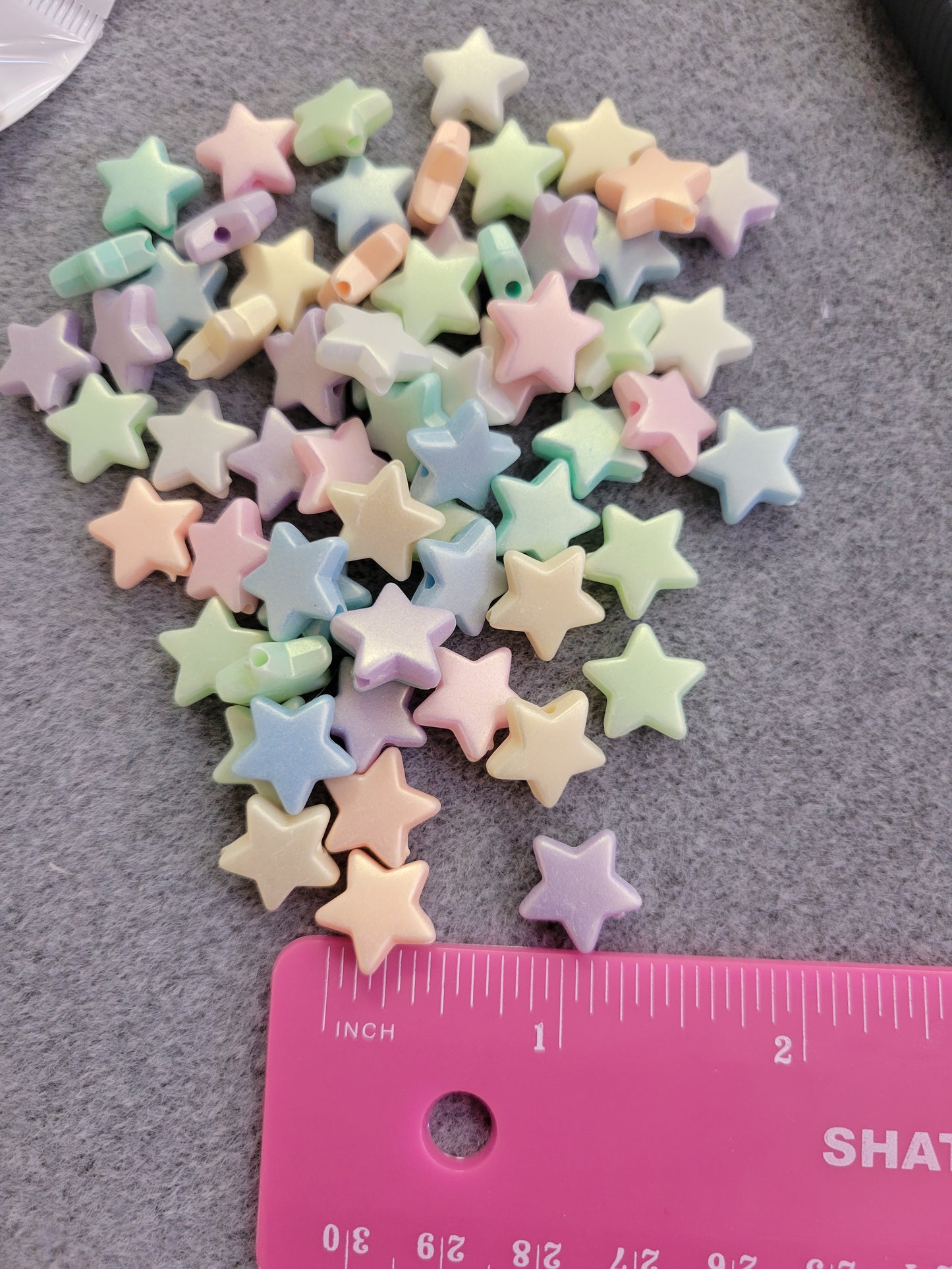 Estrellas acrílico pastel (12 pzs)