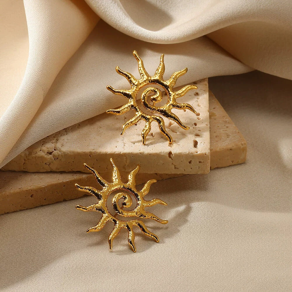 Sol Texturado Aretes