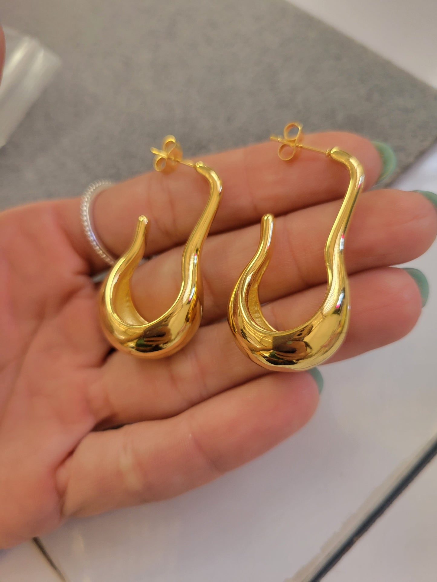 Aretes Curvy